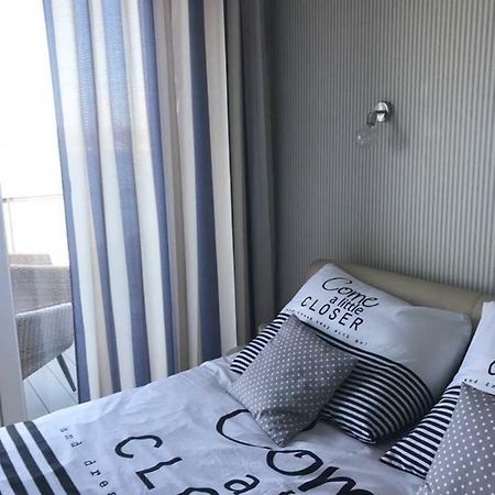 Apartament Z Widokiem Na Jezioro Rydzewo Exterior foto