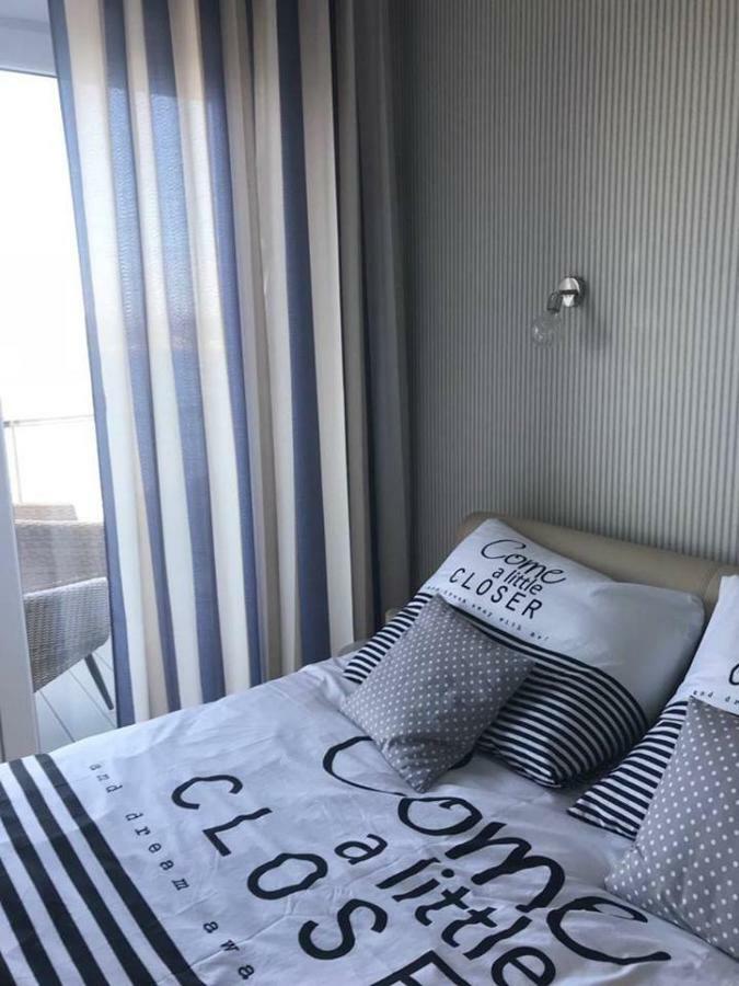 Apartament Z Widokiem Na Jezioro Rydzewo Exterior foto